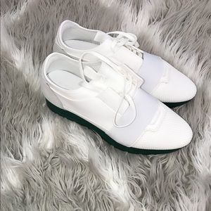 Balenciaga Runners sz 39 never worn