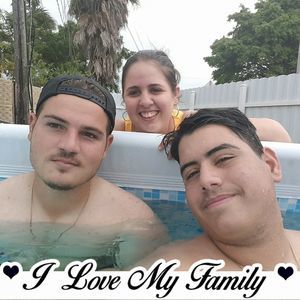 Meet your Posher, Amor