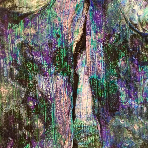 UO open back flowy fringe pom Pom Hem tank Medium - Picture 8 of 8