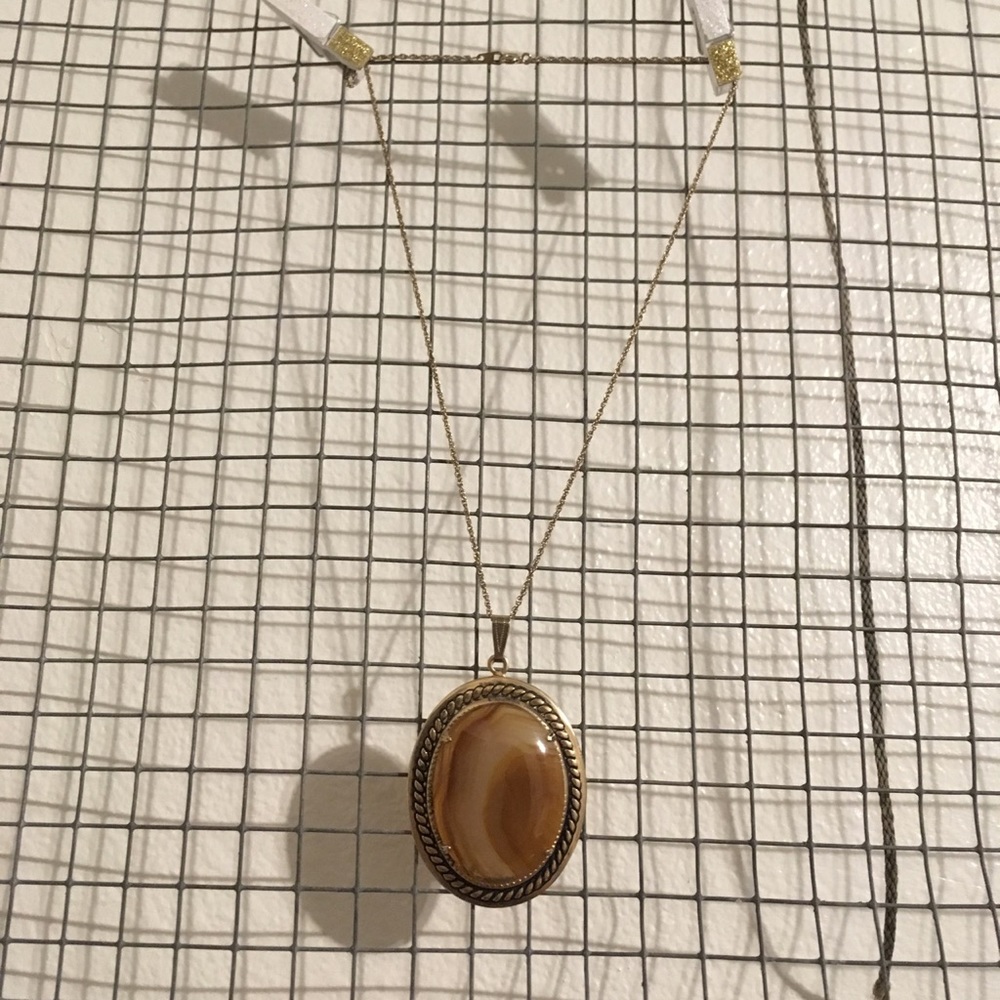 Agate stone necklace