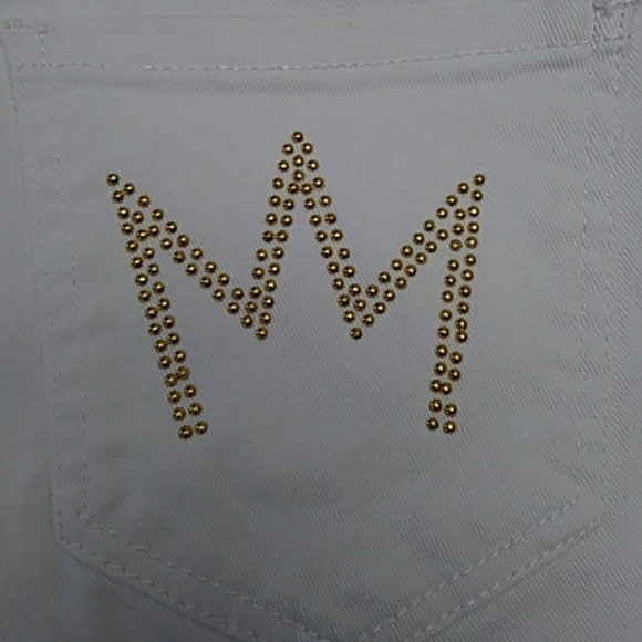 EUC White Mid-Rise Shorts - Picture 4 of 4