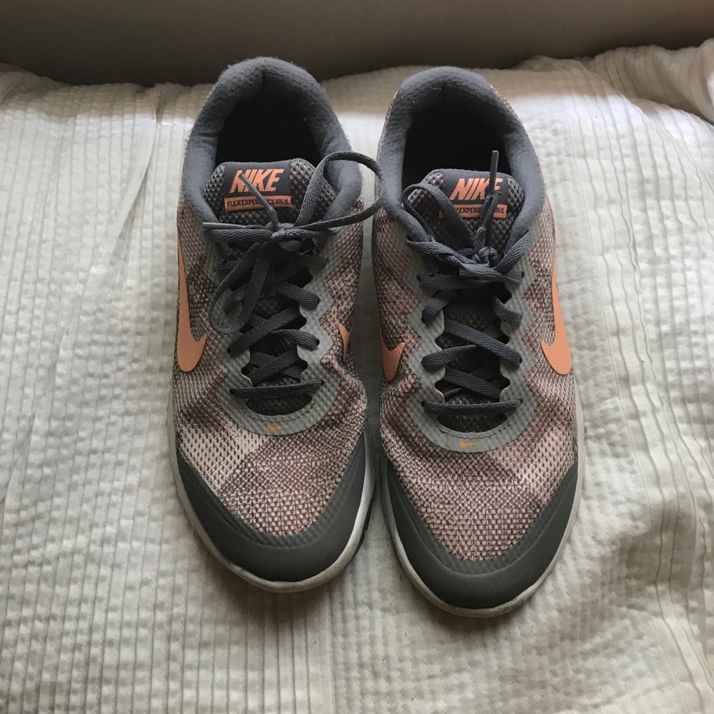 Nike Womens running shoes
