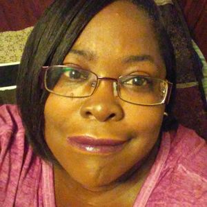 Meet your Posher, Renee