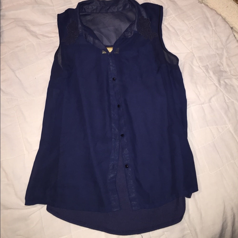 Vera wang tunic sheer