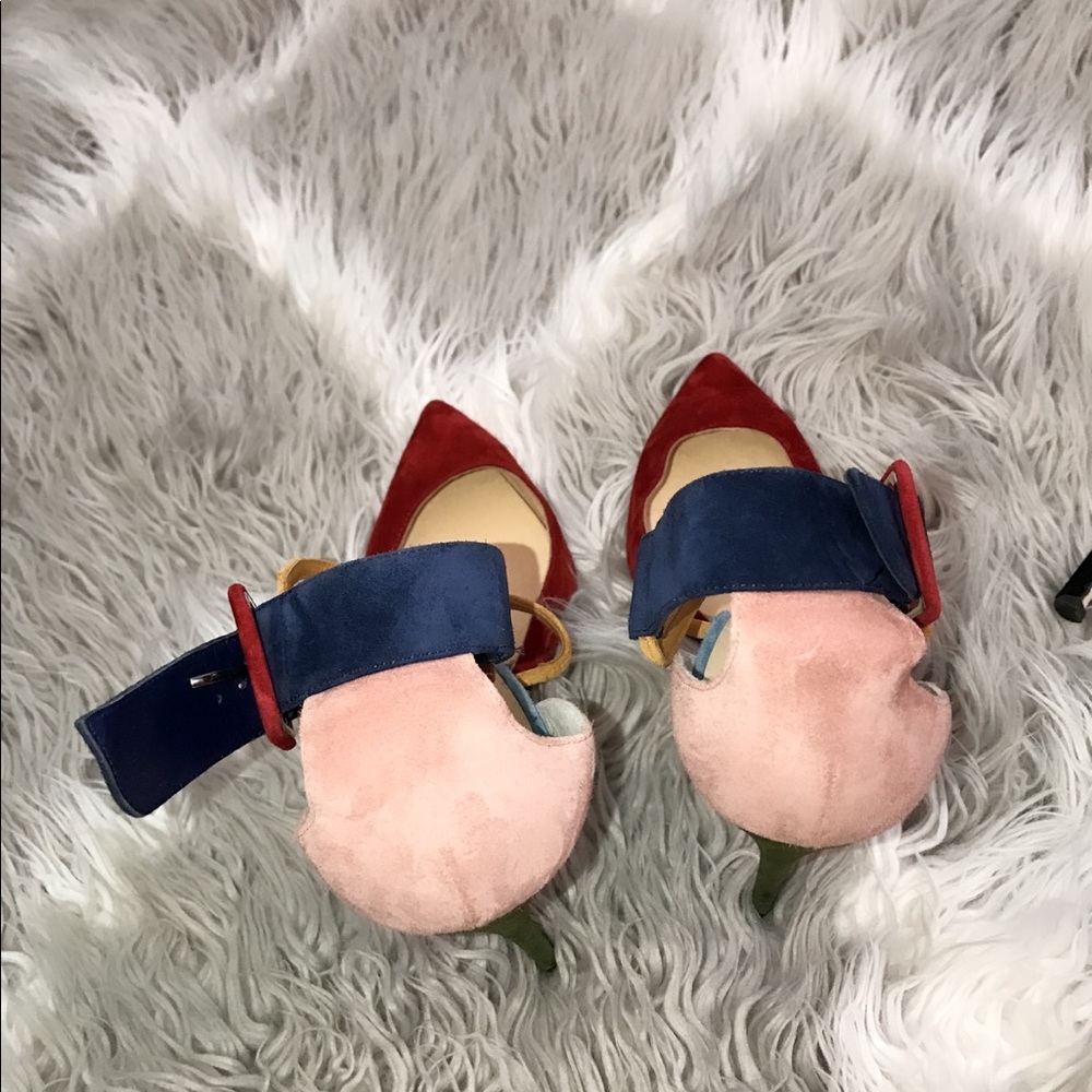 Christian Louboutins size 39.5 - Picture 3 of 4