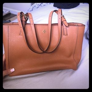 Tory Burch shoulder bag.