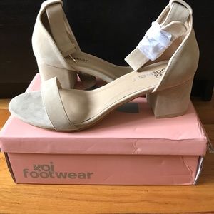 Chunky heel sandals BRAND NEW sz 10