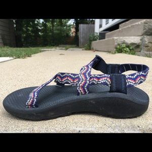 Chacos woman's size 6