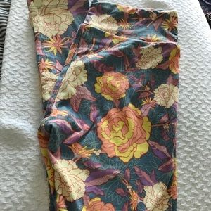 LulaRoe Leggings OS