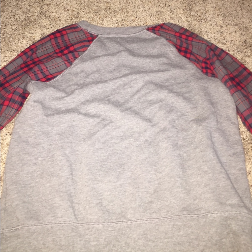 Sweater - Picture 3 of 3