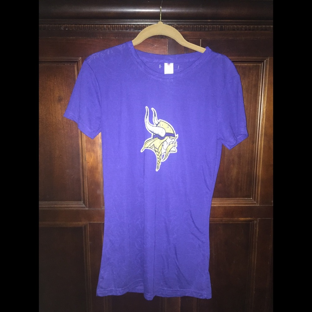 NFL Vikings TShirt Women's