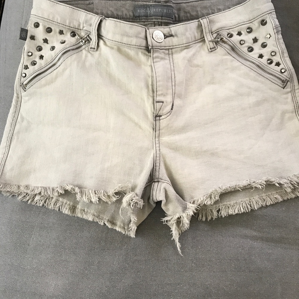 Fringe shorts