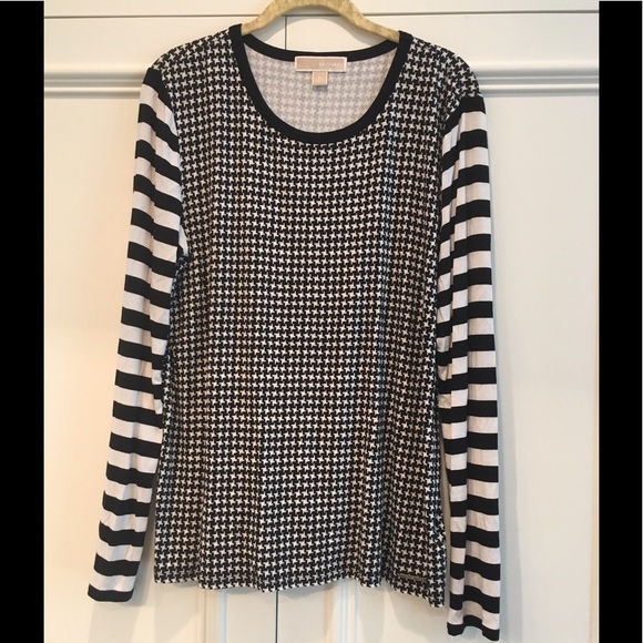 Michael Kors Tops - 🎀 Chic MICHAEL KORS TOP BLOUSE - Wow Pattern 🎀