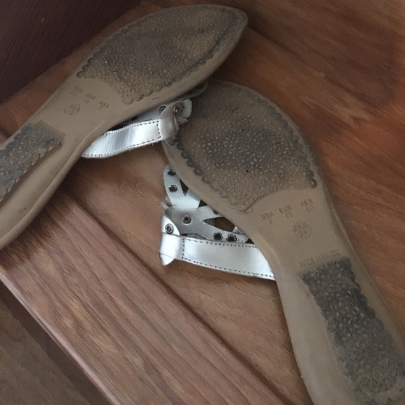 Silver leather flip flops - Picture 5 of 6