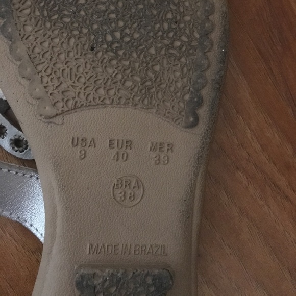 Silver leather flip flops - Picture 6 of 6