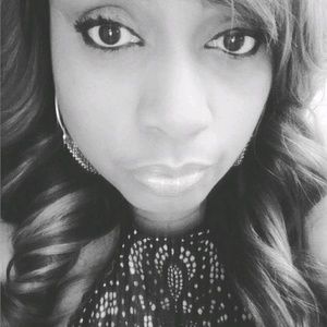 Meet your Posher, Michele