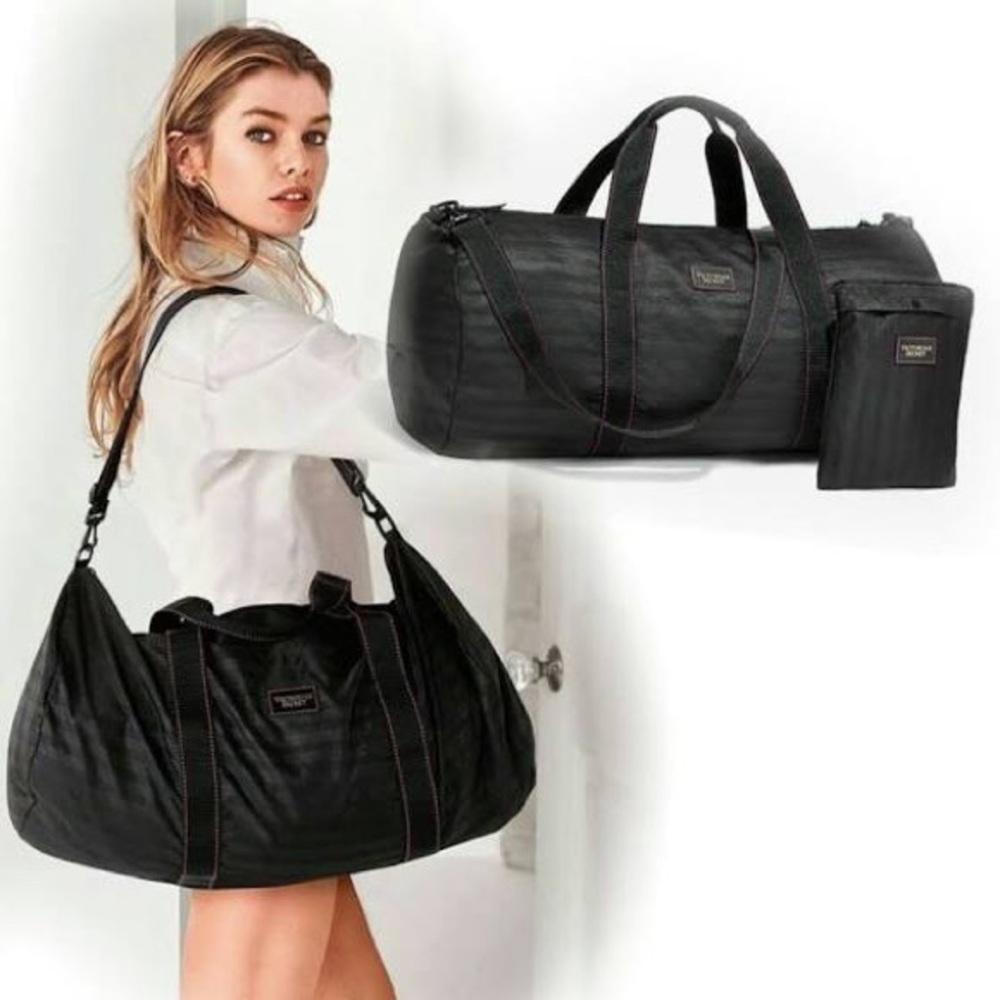 ❌❌SOLD ON A DIFF SITE❌❌ VS DUFFLE BAG