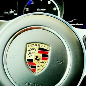 Meet your Posher, Mays