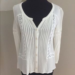 American Eagle ivory top