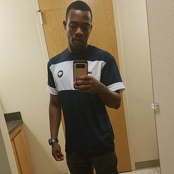 Meet your Posher, Ian - Picture 1 of 1