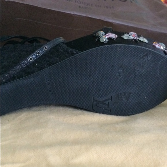 Louis Vuitton RARE LV Dragonfly Wedge Sandals. - Picture 8 of 8