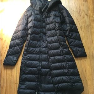 Patagonia Woman's Downtown parka