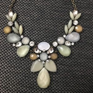 Statement necklace