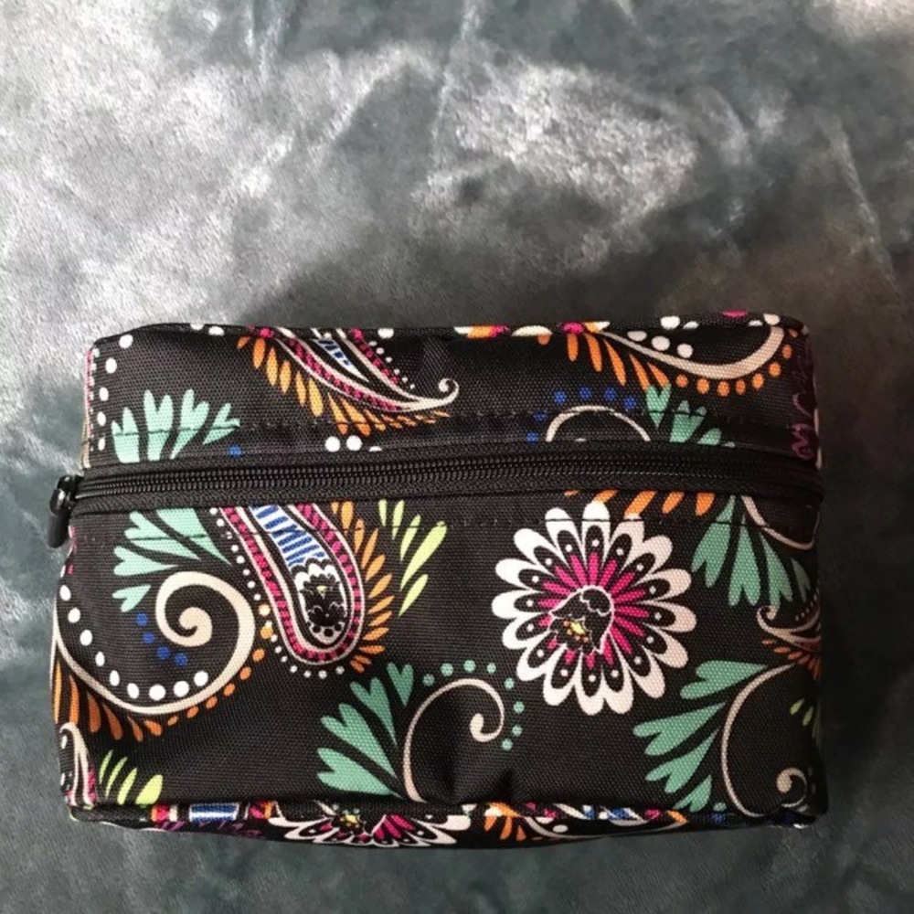 Verá Bradley Makeup bag