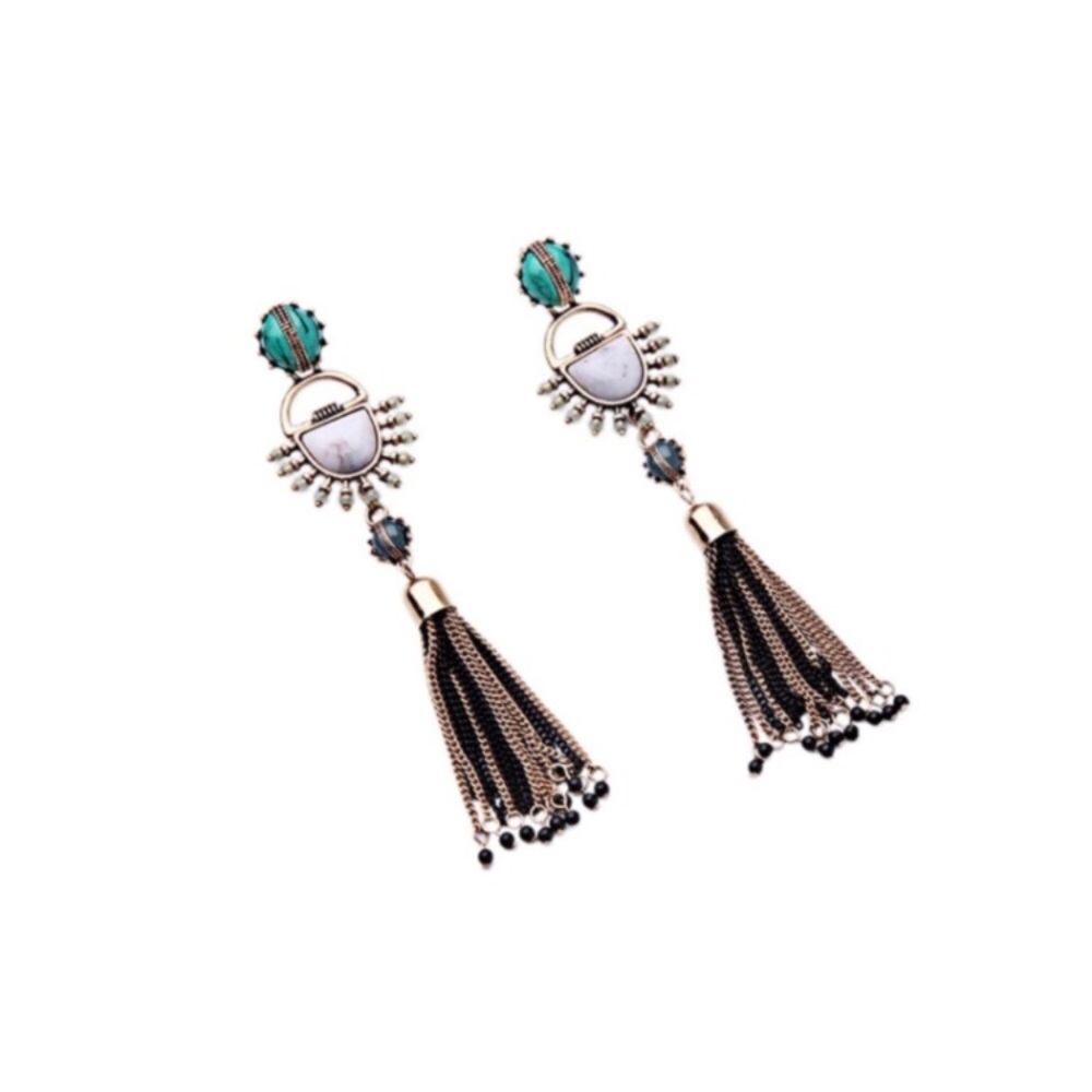 Boho Tassel Earrings - Picture 5 of 7