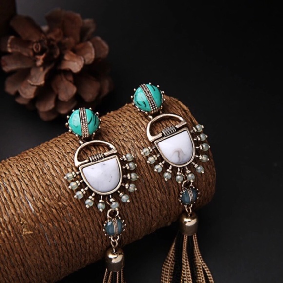 Boho Tassel Earrings - Picture 6 of 7