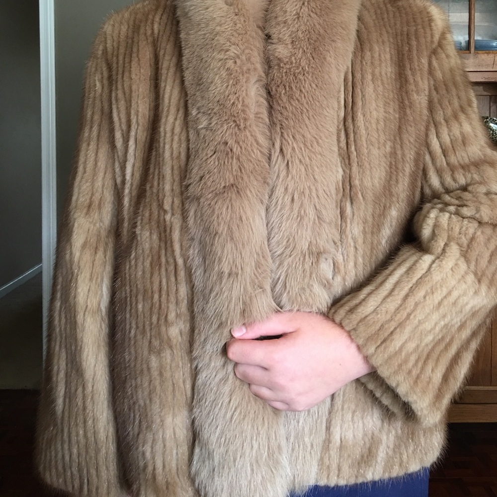 👑 FINAL PRICE CUT- Authentic Red Fox coat