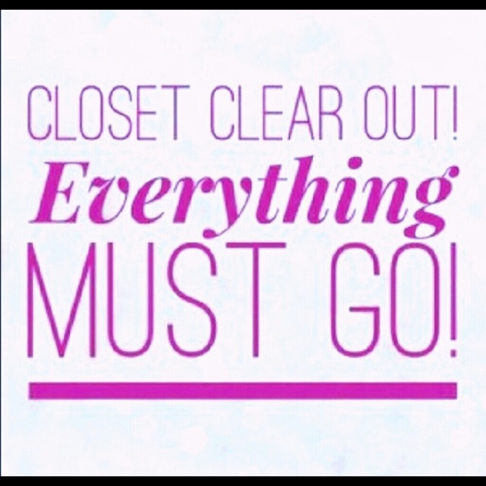 🎺Closet Clear out Sale! Everything $8 and under.