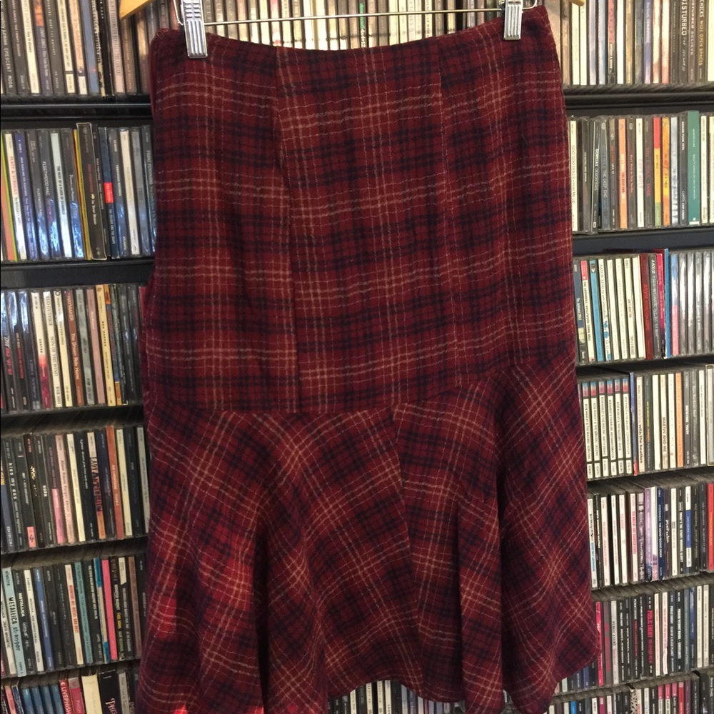 Tartan skirt, size 6