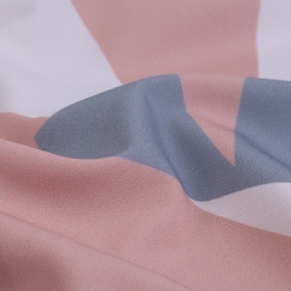 V neck dress size M, L, and XL! - Picture 2 of 4