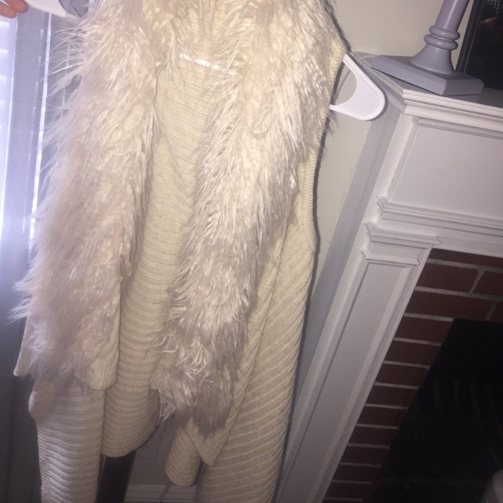 Tan knit vest with furry front detail