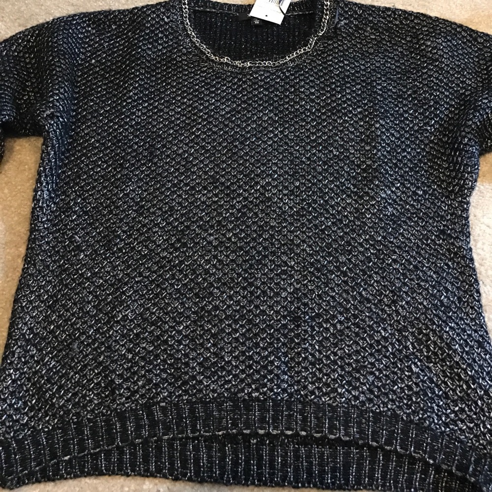 Sweater - Picture 2 of 5