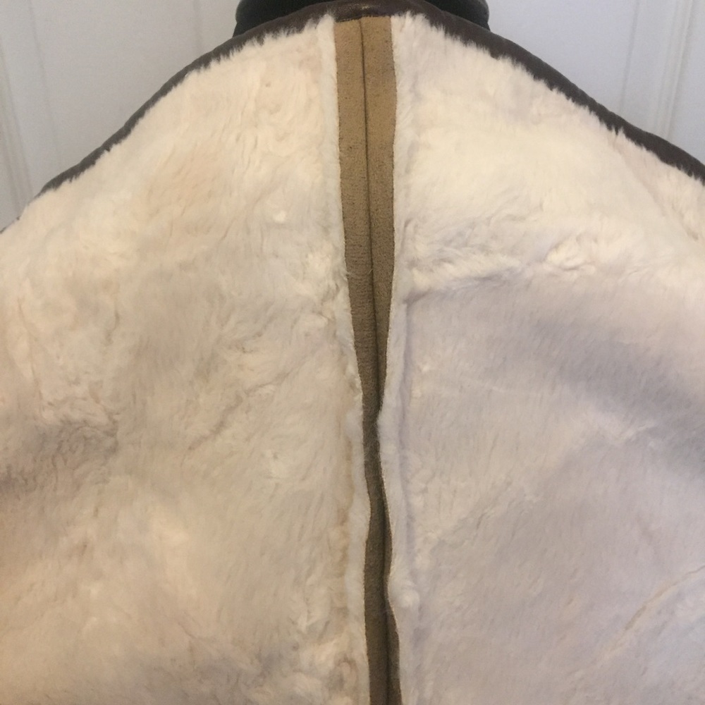 Suede cape - Picture 3 of 4