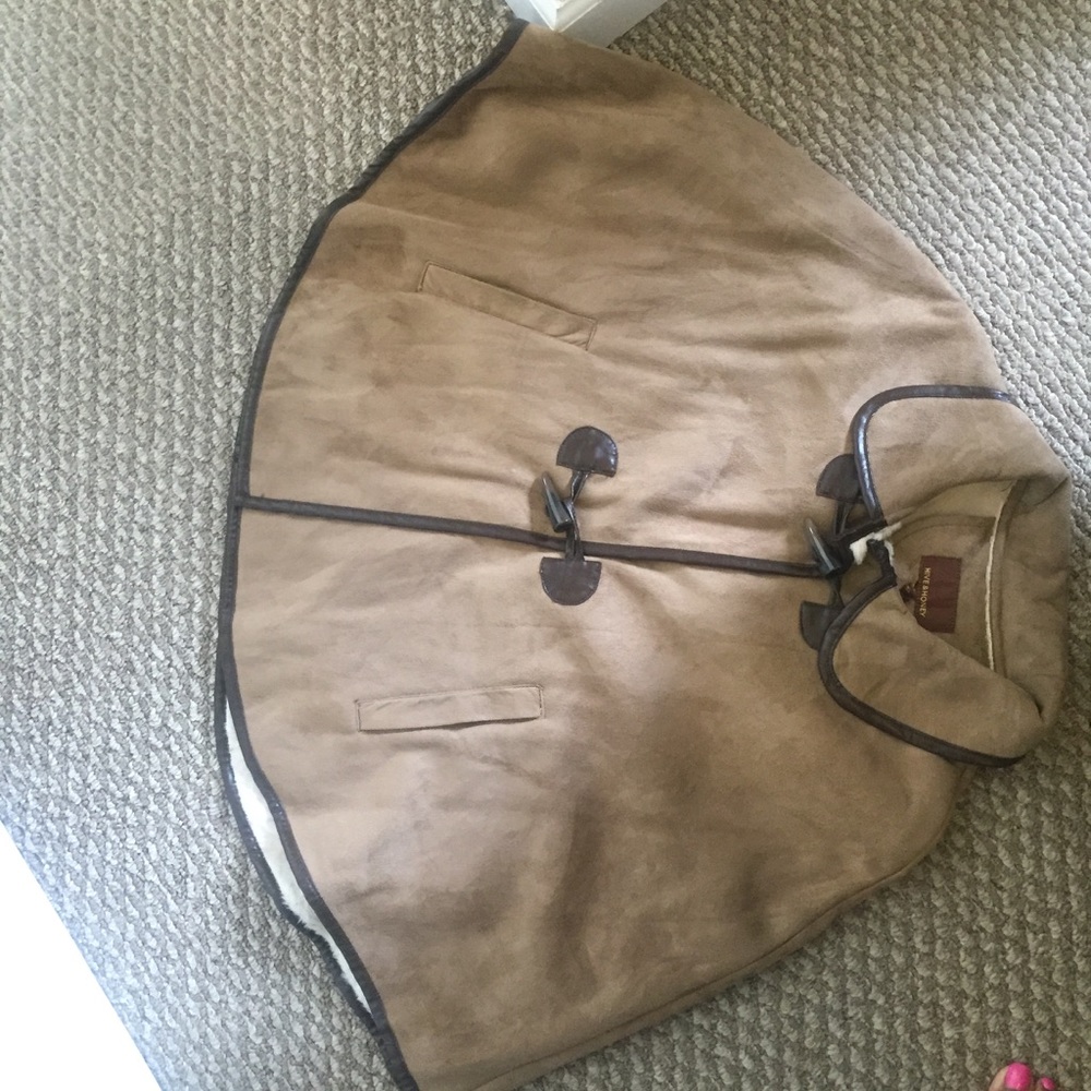 Suede cape - Picture 4 of 4
