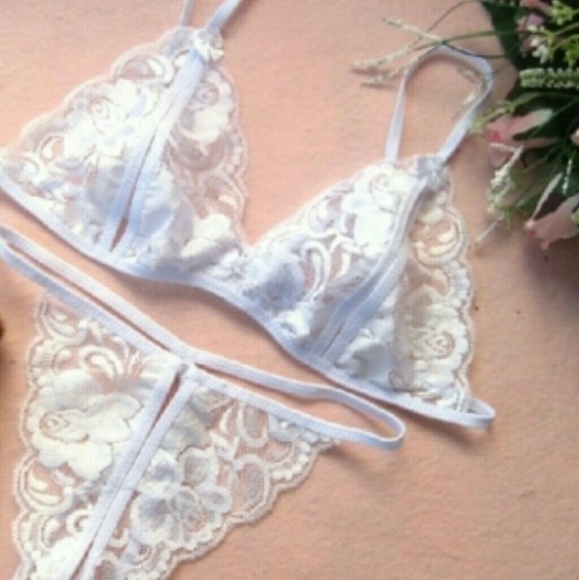 Other - Bralette & Underwear Set Size-Medium (1 SET LEFT)