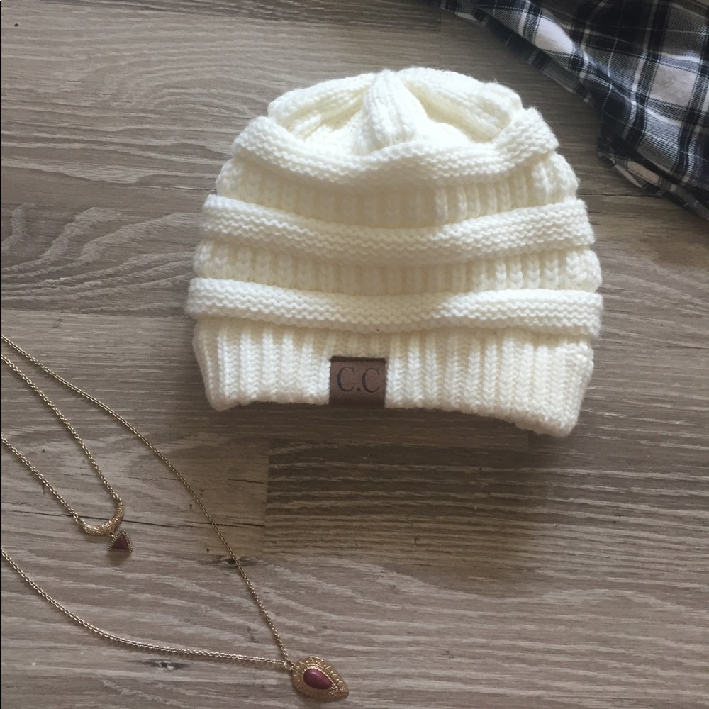 🍂Cream Slouchy Beanie🍂