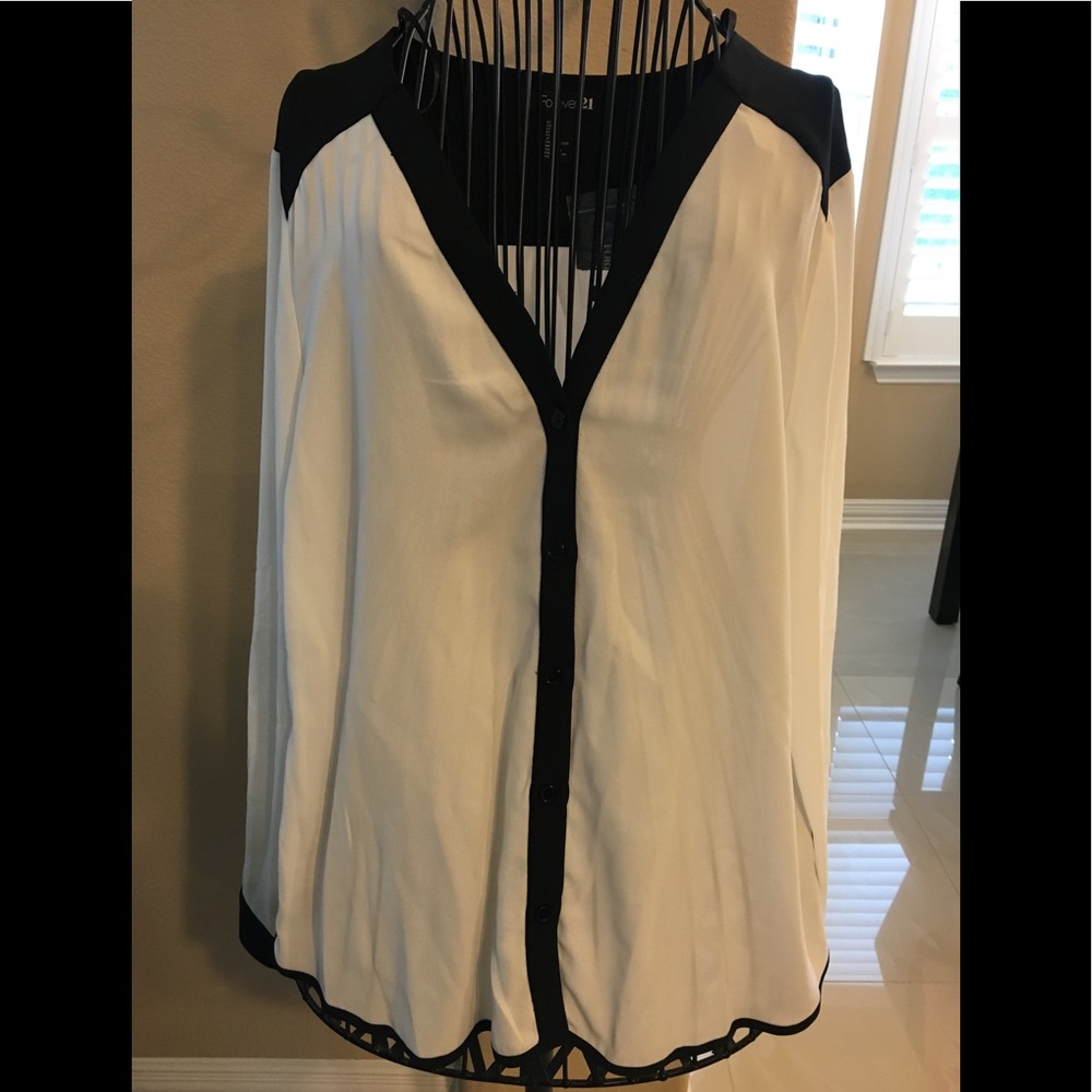 Long sleeve V neck Blouse L