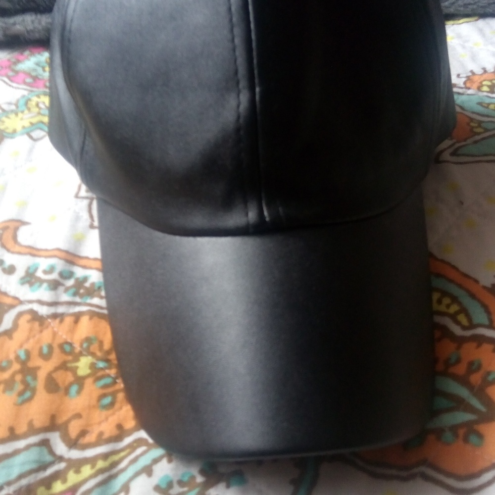 Faux leather snapback