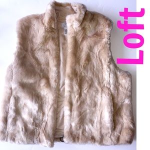 Loft Faux Fur vest large