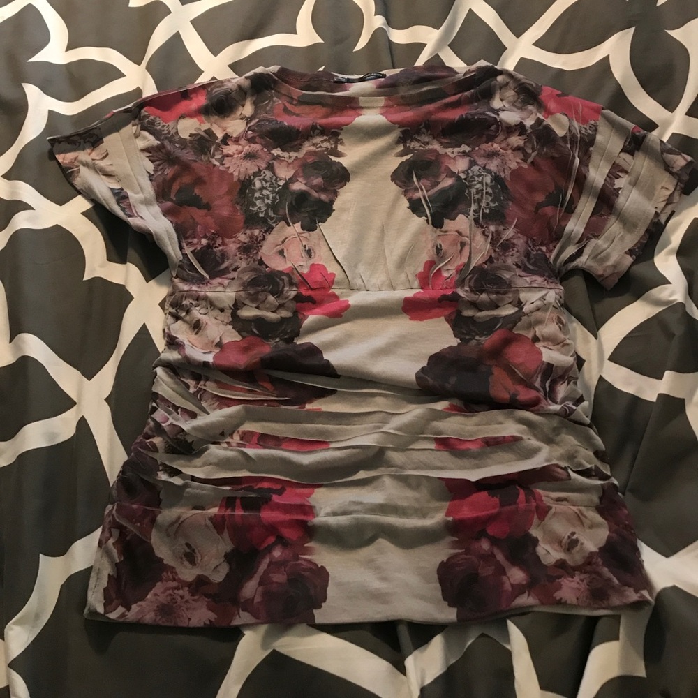 Floral shirt sleeve top