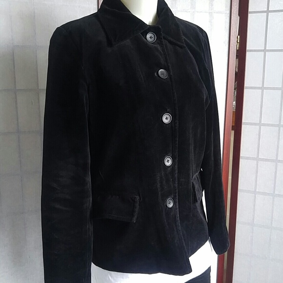 Blazer - Picture 2 of 7