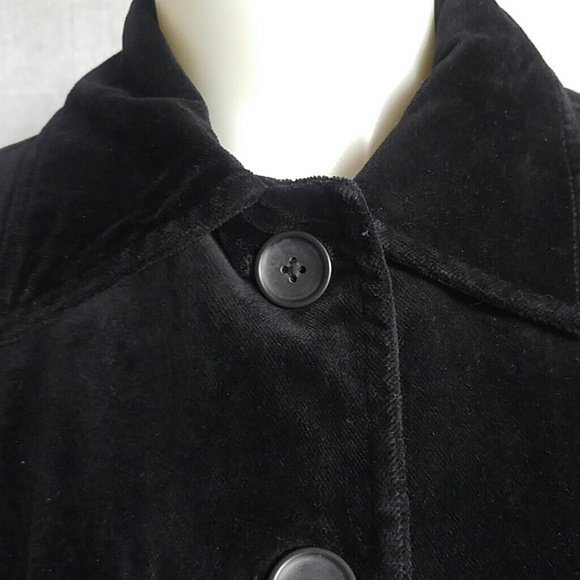 Blazer - Picture 3 of 7