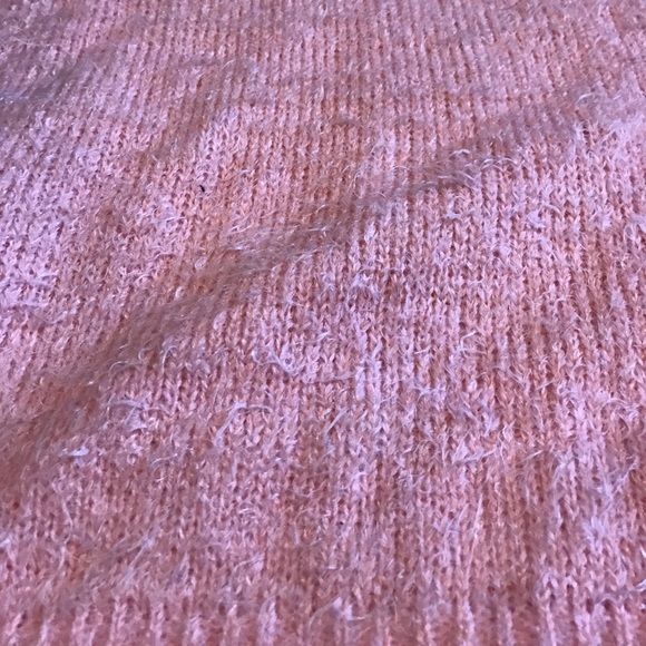 Furry sweater - Picture 3 of 3