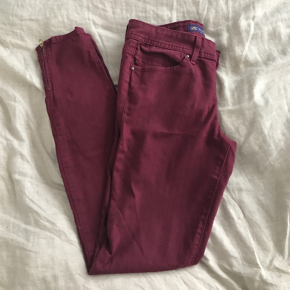 DIVINE RIGHTS OF DENIM JEANS