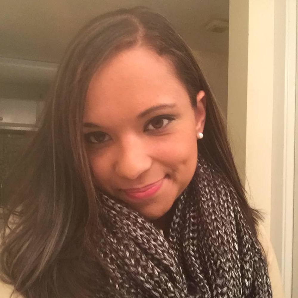 Meet your Posher, Dakota