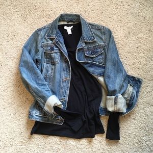 Basic Black Long Sleeve T-Shirt